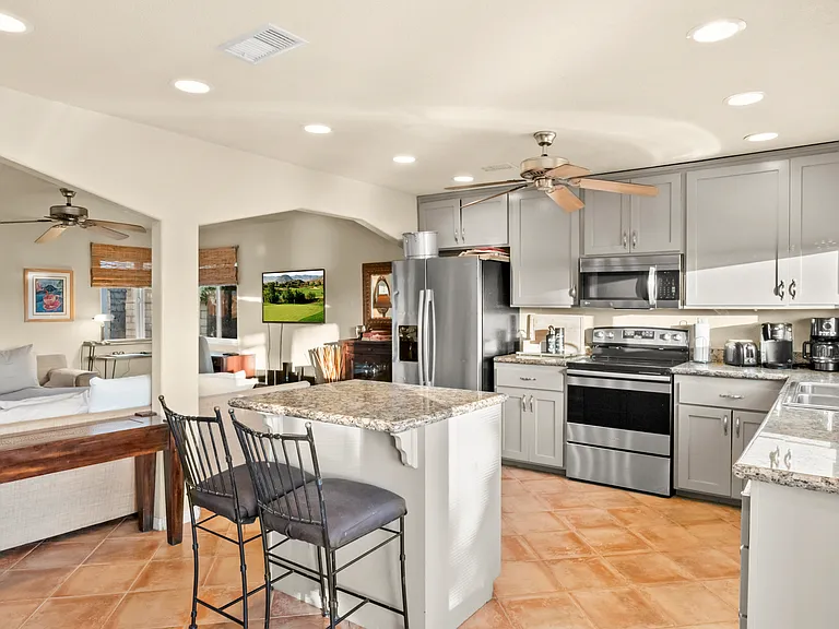 Cook in this fabulous kitchen.