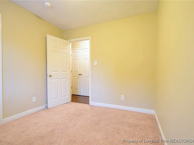 6604 Bonnie Bell Ln — Photo 15