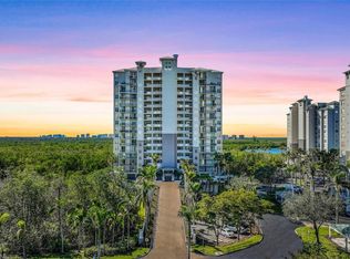 425 Cove Tower Dr APT 301, Naples, FL 34110