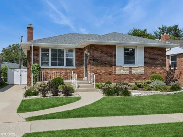 10336 Kipling St, Westchester, IL 60154
