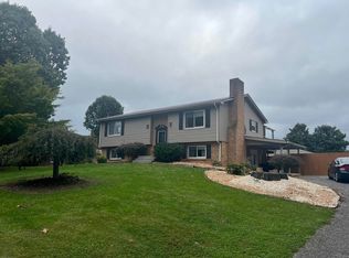 6030 Oakview Ave, Dublin, VA 24084