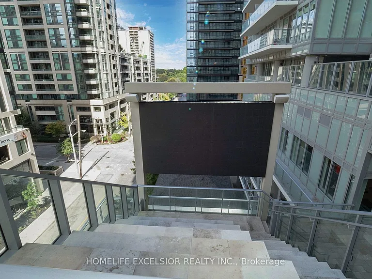 195 Redpath Ave #914 — Photo 33