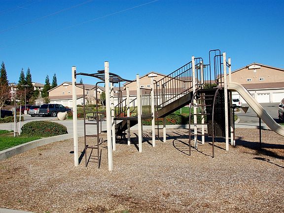 5th image of 501 Gibson Dr APT 1512