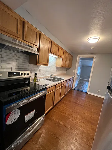 121 W Madison St #4 Photo 1