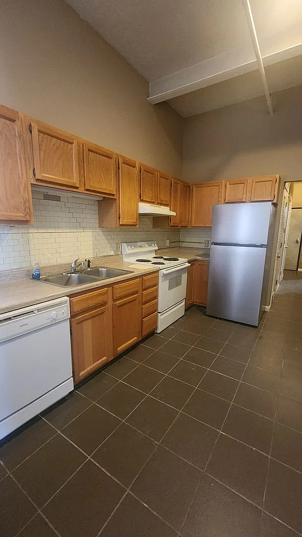 Howard Street Properties, LLC — Photo 3