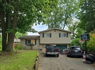 4330 Tommy Armour Dr, Flint, MI 48506