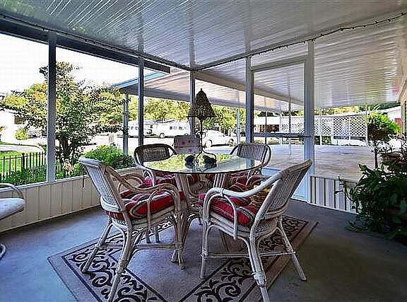 4th image of 1094 Navelencia Ct