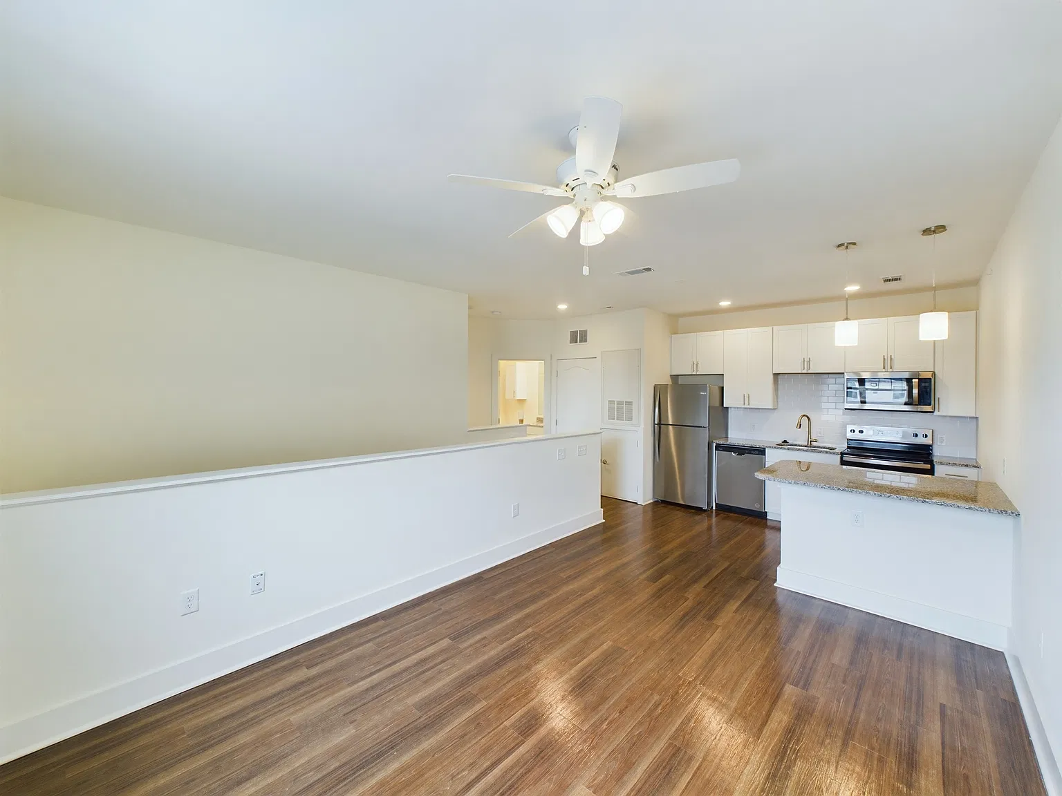 1 bed, 664 sqft, $1,719 — Photo 4