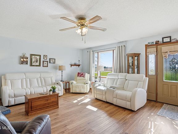 4th image of 13883 Township Road 67