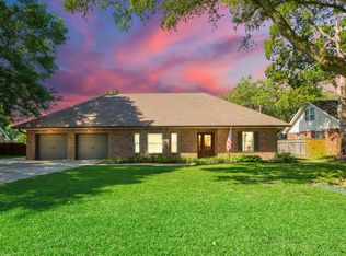 650 Bellevue Plantation Rd, Lafayette, LA 70503