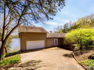 383 Pebble Dr, Camdenton, MO 65020