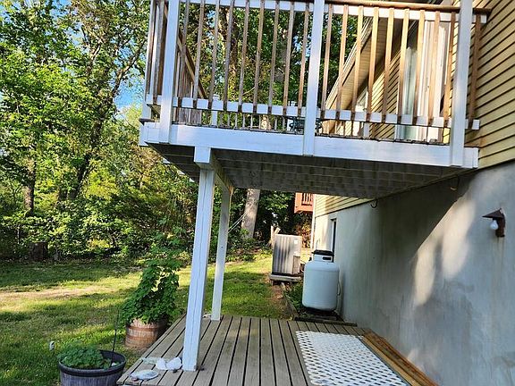 3rd image of 26403 Fielding Rd