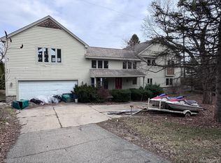 9486 Sashabaw Rd, Clarkston, MI 48348