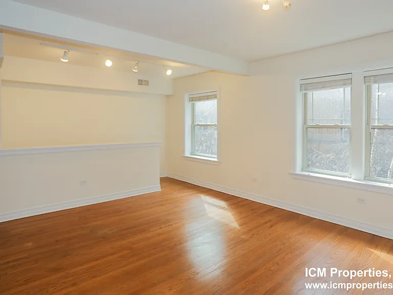 3800 N Sheffield Ave #1 — Photo 6