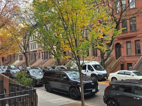 235 West 137th Street image 21 of 24