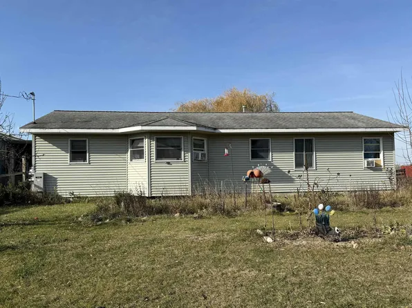 250 S Merritt Rd, Merritt, MI 49667