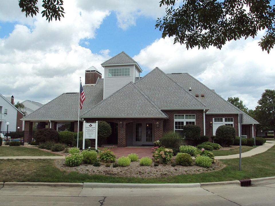 2nd image of 1701 Gentry Square Ln