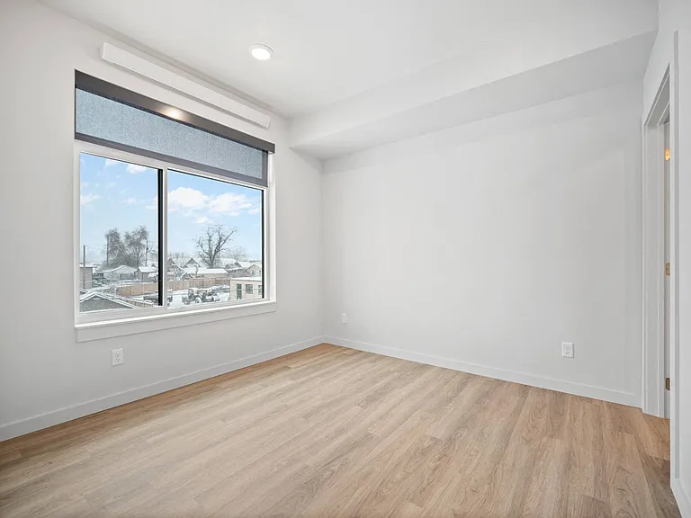 Operable Windows and Roller Shades