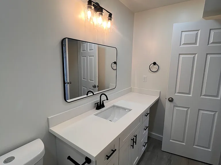 411 N 21st St #203 — Photo 8