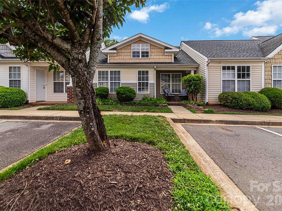 1st image of 1513 Tiana Way