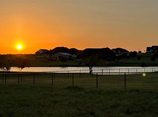 2048 Eagles Ridge Dr, Weatherford, TX 76087