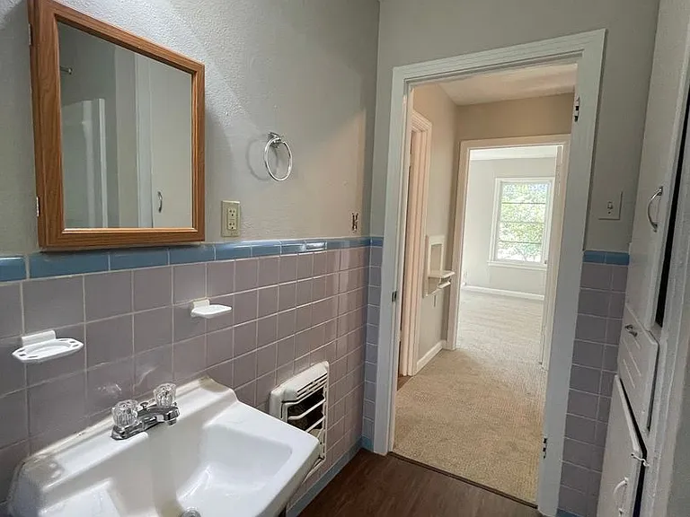 2613 Euclid Ave — Photo 11