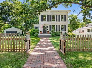 706 6th St, Hudson, WI 54016