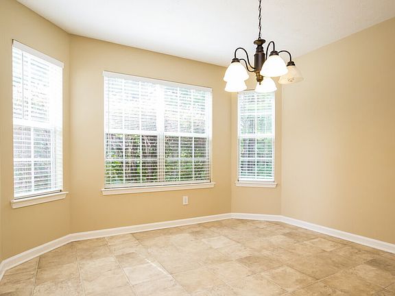 5th image of 2404 Napa Valley Dr