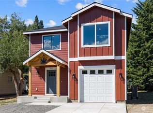111 W 4th St, Cle Elum, WA 98922