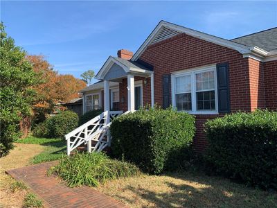 805 S Oak St, Seneca, SC, 29678