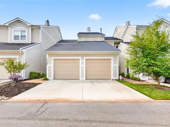 1046 Collection Creek Way, Virginia Beach, VA 23454
