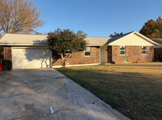 272 Echo Ln, Harrah, OK 73045