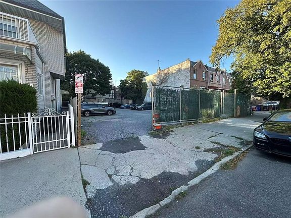 2nd image of 8779 21st Ave