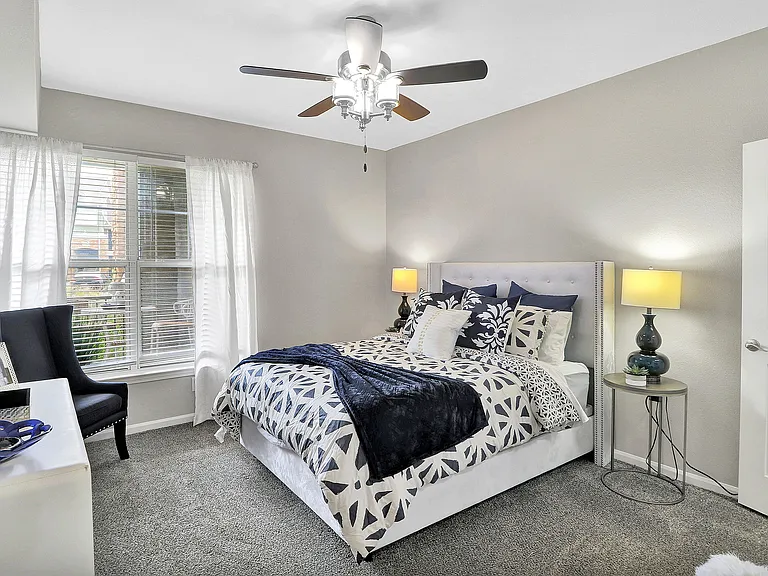 The Vintage at Zona Rosa Apartment Homes — Photo 14