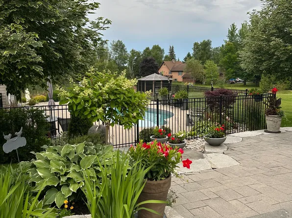 14 Cawkers Cove Rd, Scugog, ON L9L 1P4