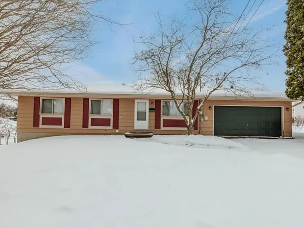 332 Pleasant STREET, Lake Mills, WI 53551