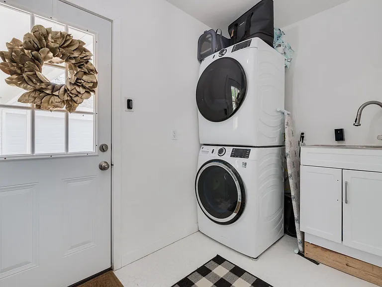 10047 Briarwild Ln — Photo 25