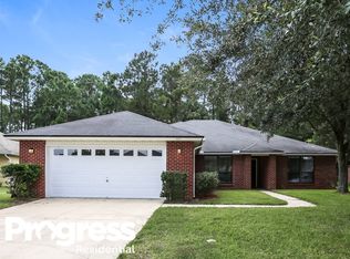 641 Lady Lake Rd W, Jacksonville, FL 32218