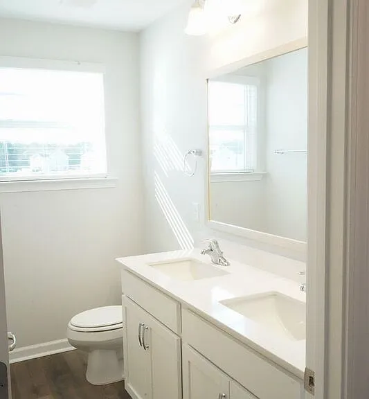 142 Brookline Dr — Photo 32