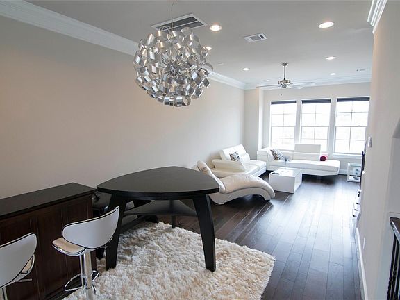 5th image of 616 Delano St