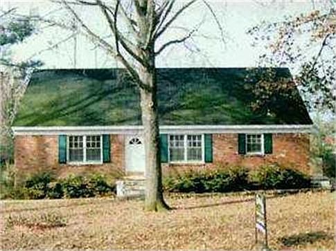 1st image of 2443 Arthur Rd