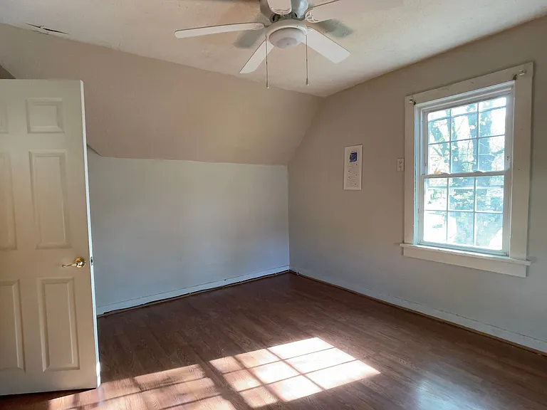 101 High School Ave — Photo 15