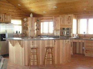 18 E Steerman Ln, Ennis, MT 59729