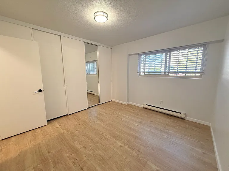 The Willis Apartments — Photo 38
