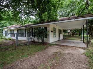 506 W Elm St, Crockett, TX 75835