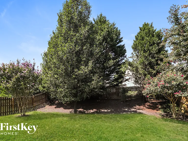 7347 Lamplighter Close Dr — Photo 13