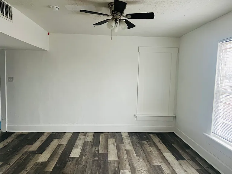 975 1/2 Campbell Ave #2 — Photo 21