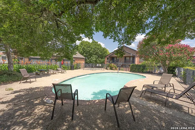 4803 Hamilton Wolfe Rd #310