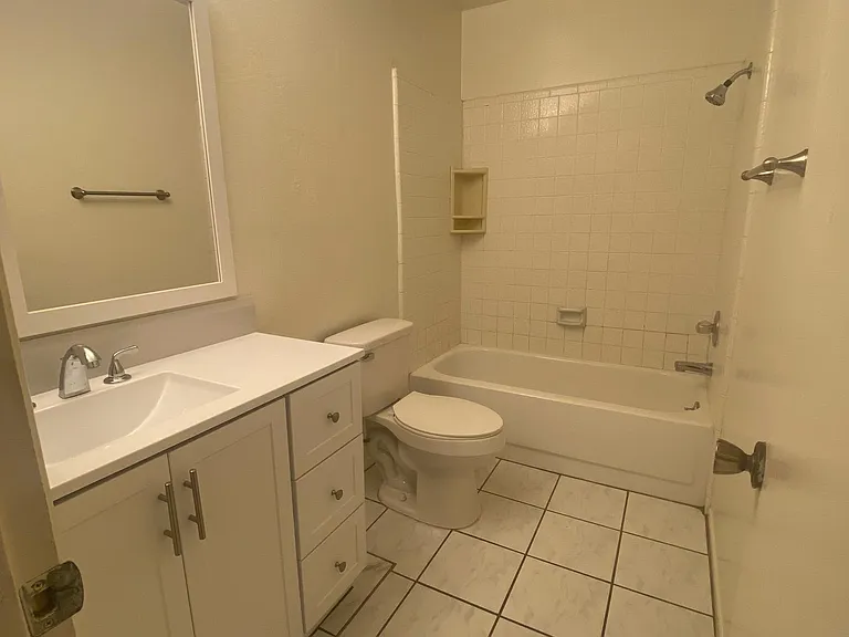 32 W Loma Vista Dr #104 — Photo 10