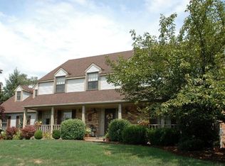 3 Meadow Ln, Annandale, NJ 08801